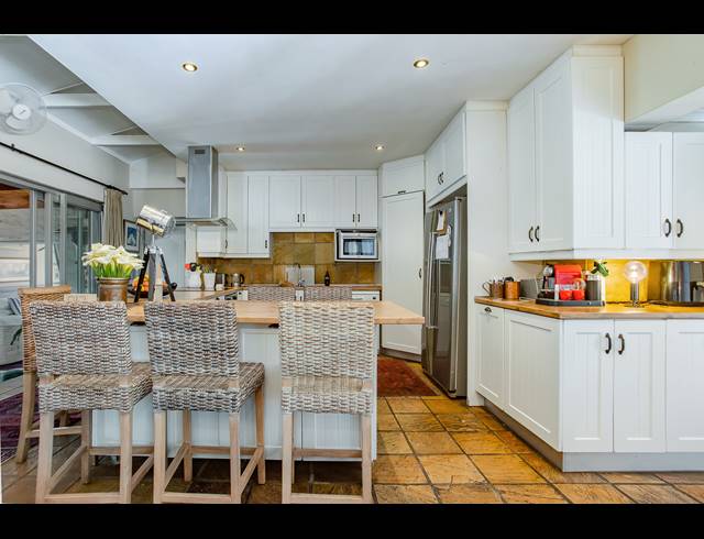 4 BEDROOM FREEHOLD FOR SALE IN GROENVLEI